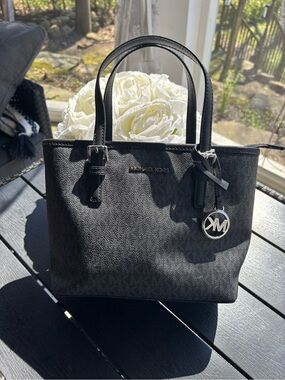 Michael Kors Black Logo-Print Small Saffiano Tote